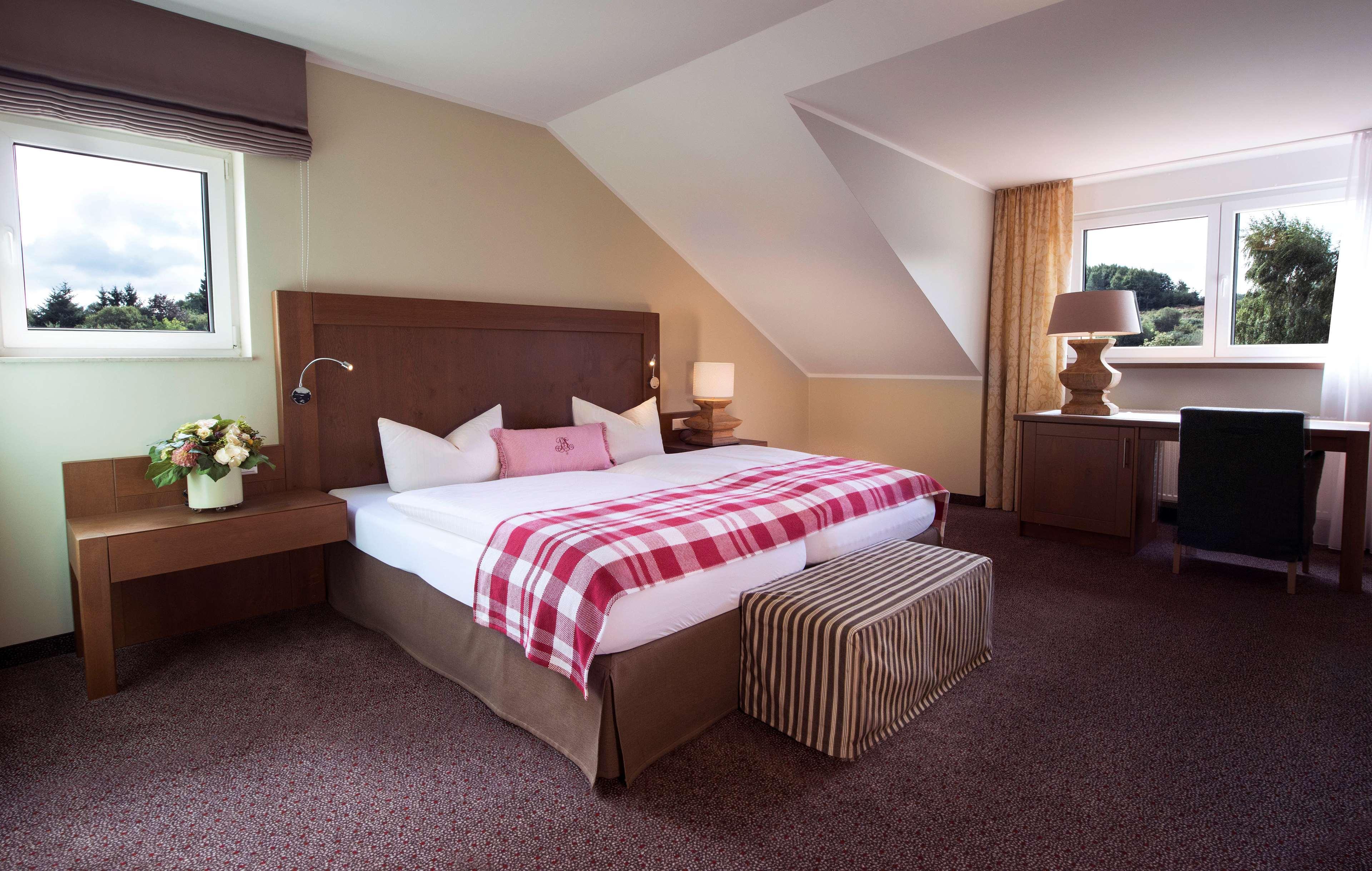 Best Western Plus Midland Suites Exteriér fotografie