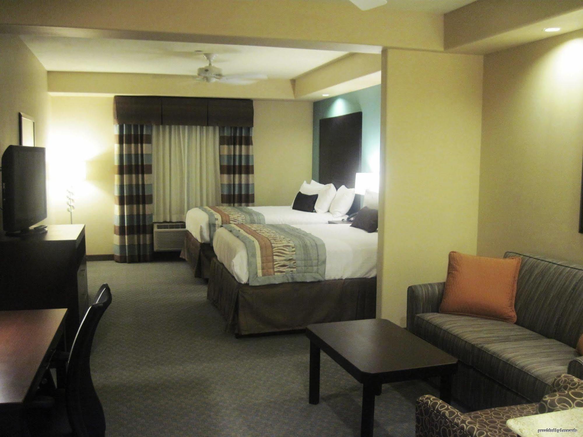 Best Western Plus Midland Suites Pokoj fotografie
